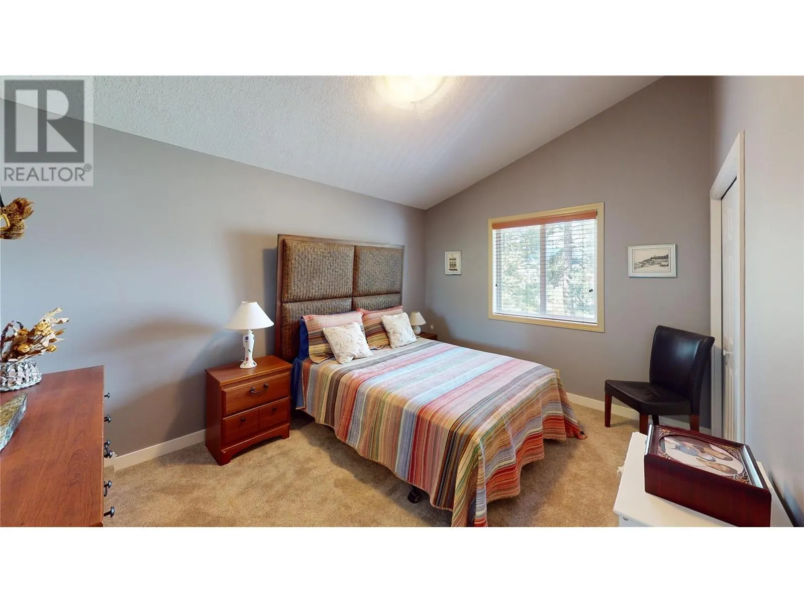4868 RIVERVIEW Drive Unit# 8