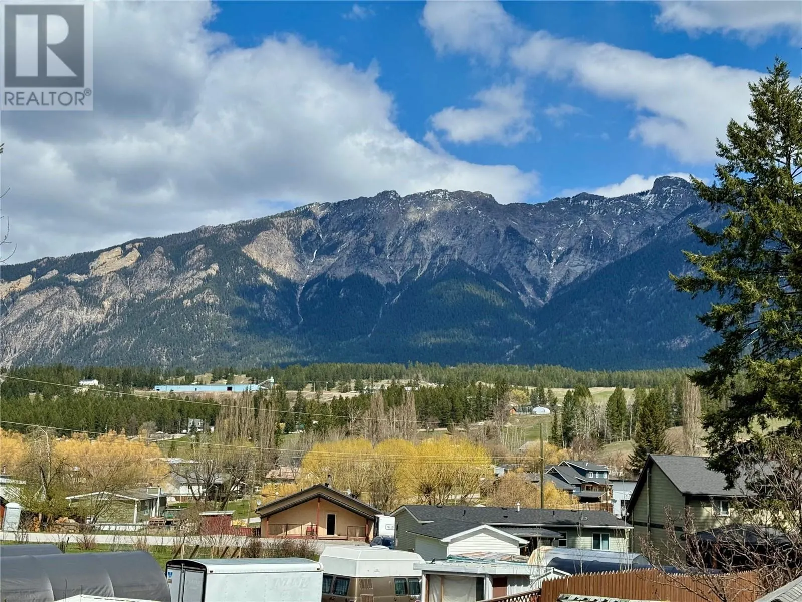 4868 RIVERVIEW Drive Unit# 8