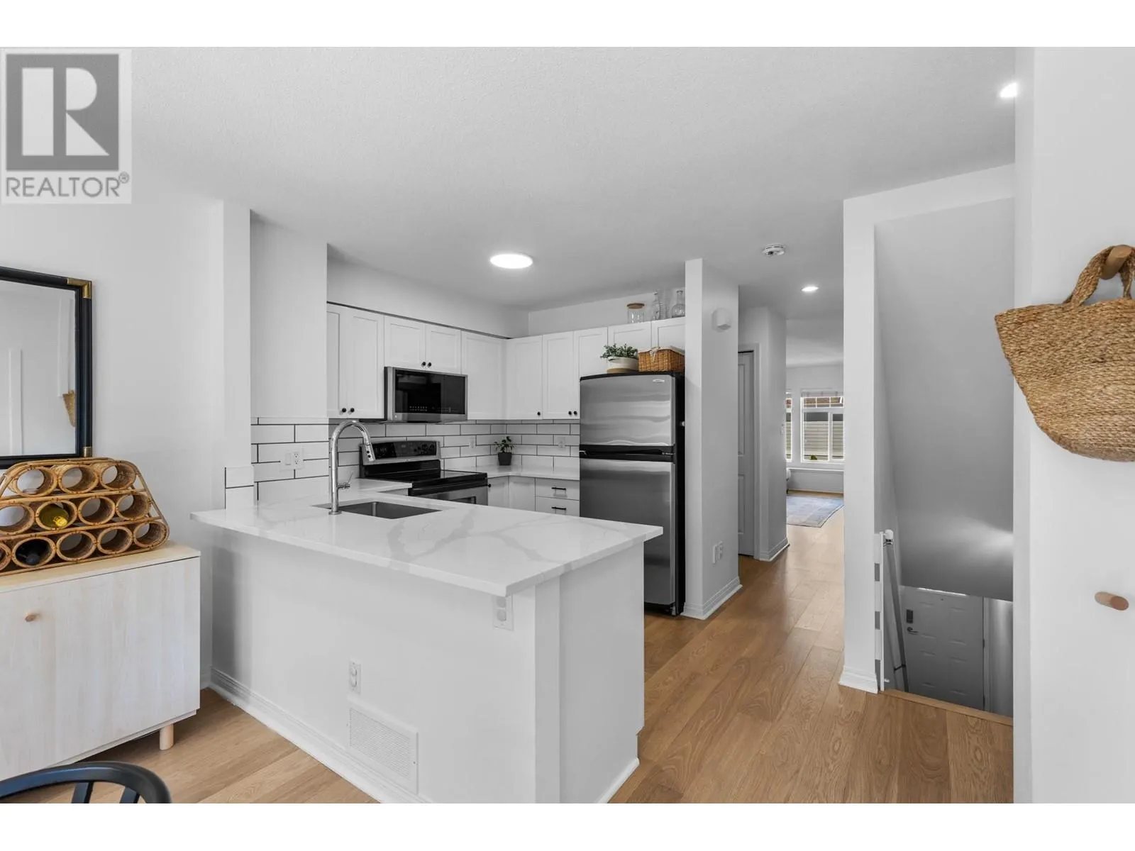 1853 Parkview Crescent Unit# 3