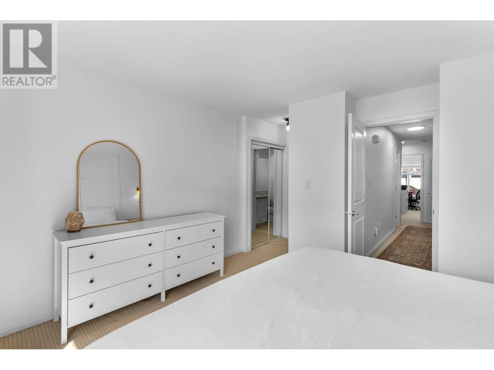 1853 Parkview Crescent Unit# 3