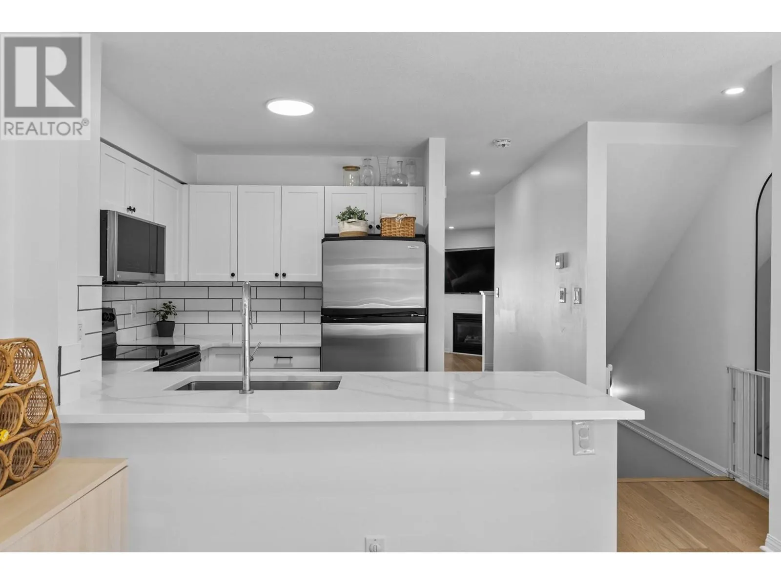1853 Parkview Crescent Unit# 3