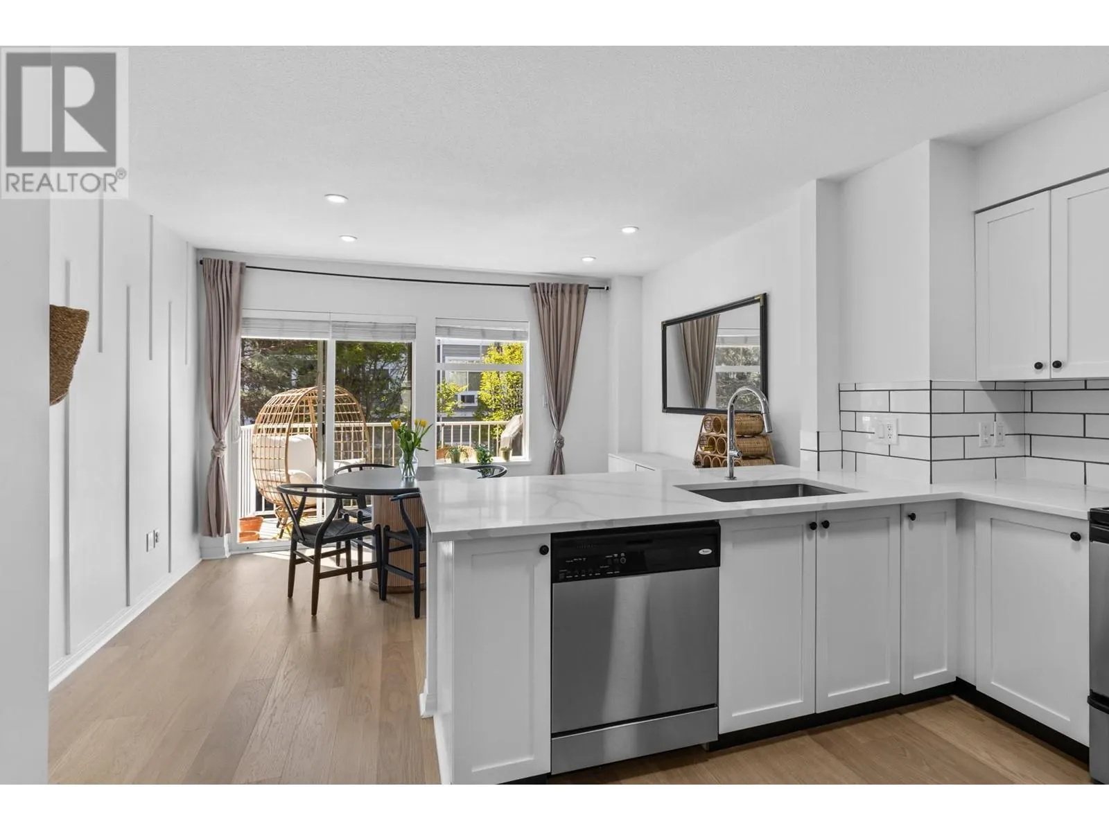 1853 Parkview Crescent Unit# 3