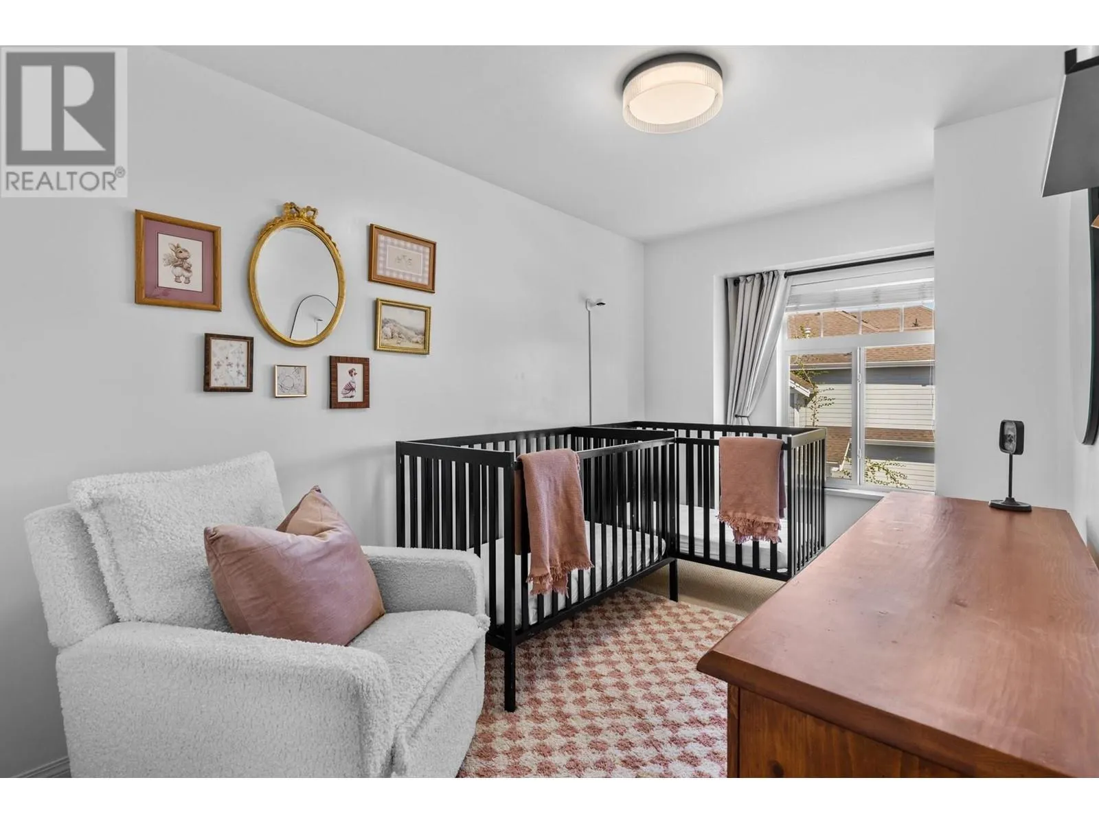 1853 Parkview Crescent Unit# 3