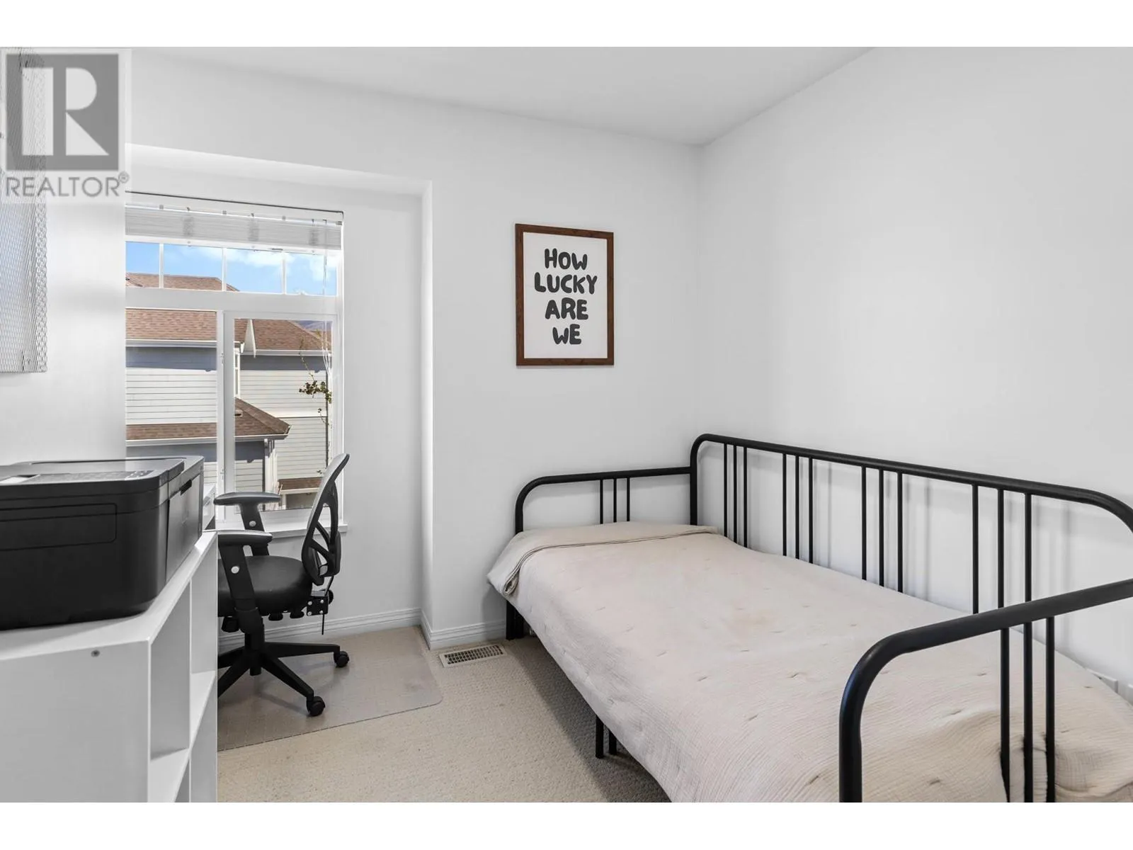 1853 Parkview Crescent Unit# 3