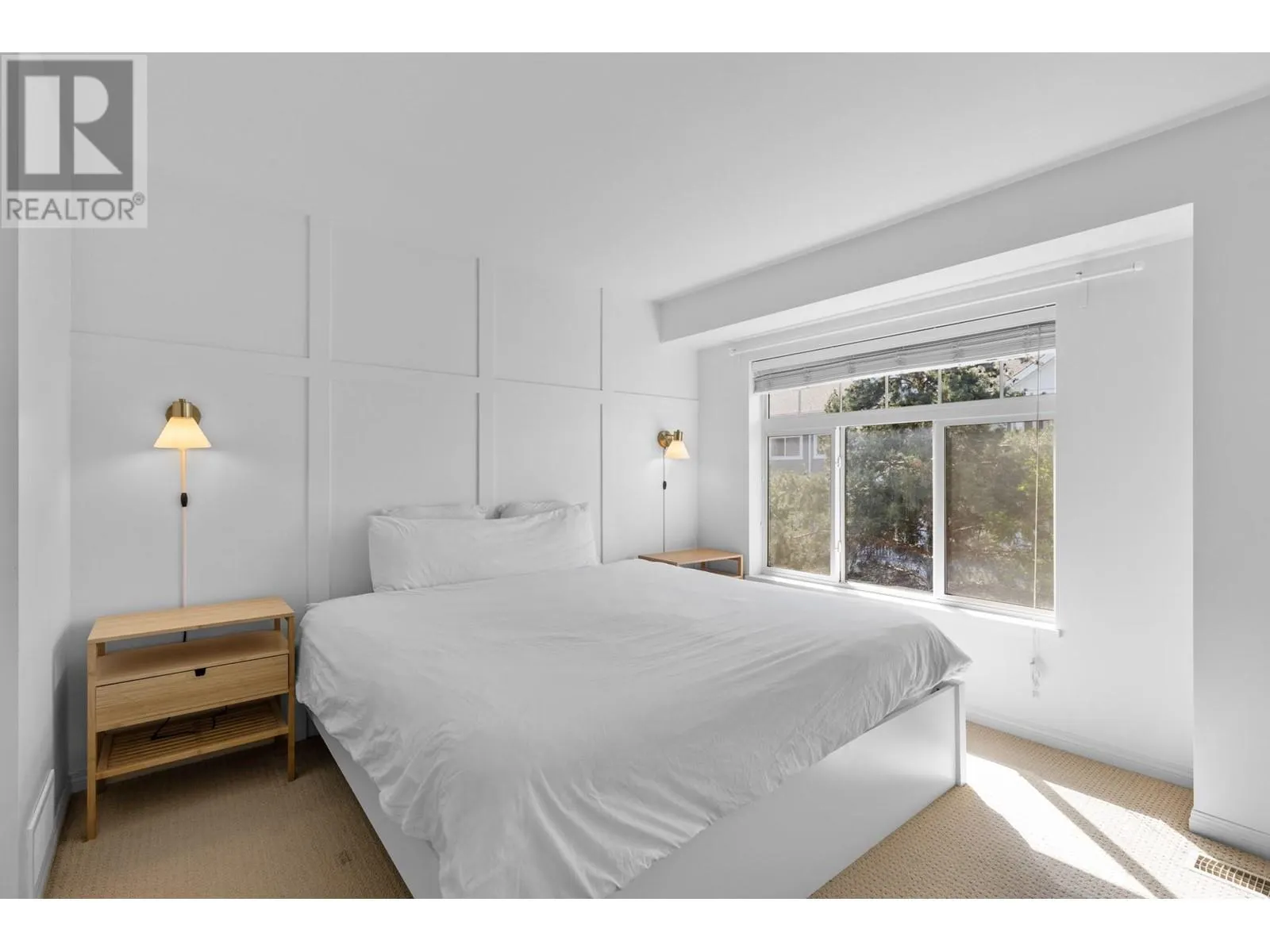 1853 Parkview Crescent Unit# 3