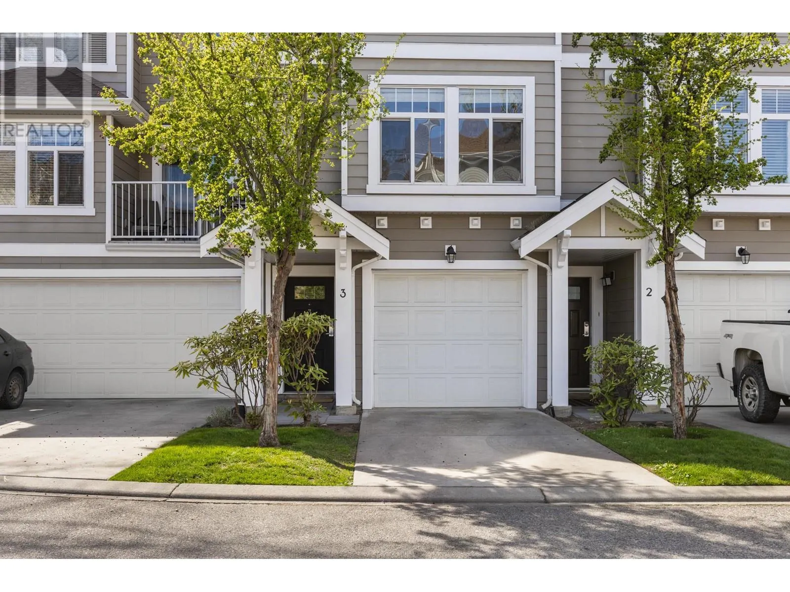 1853 Parkview Crescent Unit# 3
