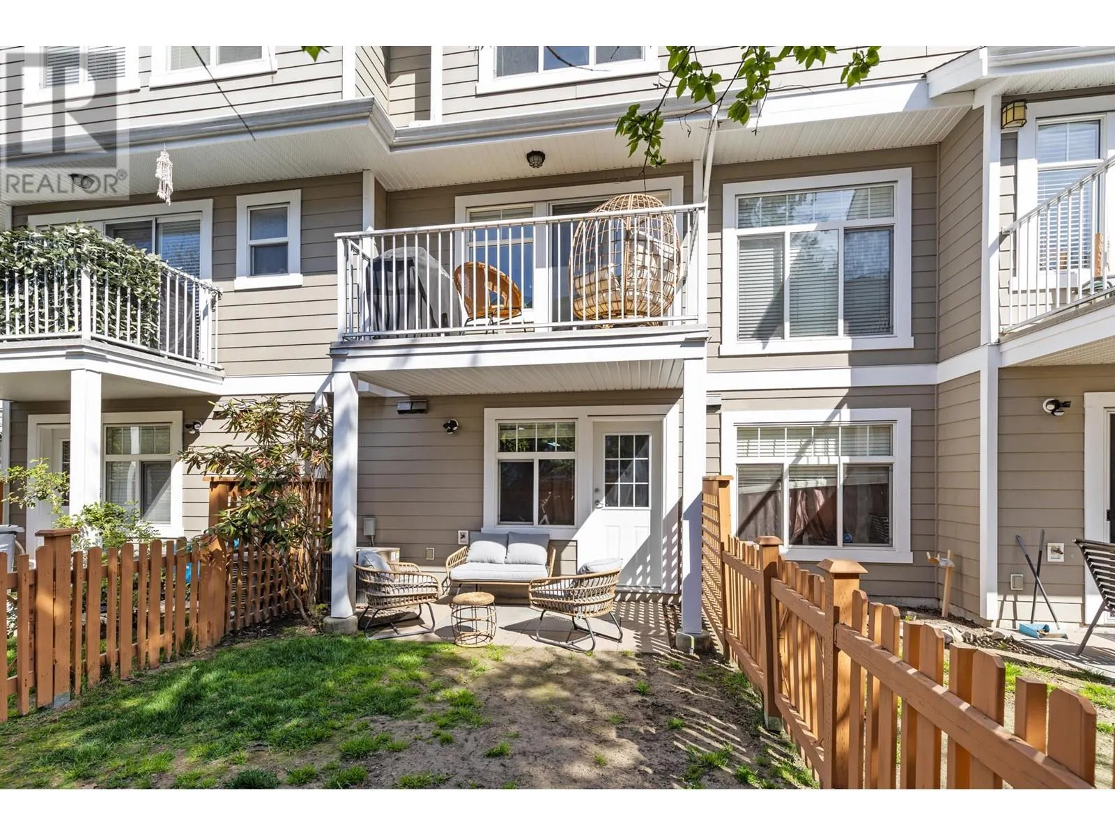 1853 Parkview Crescent Unit# 3