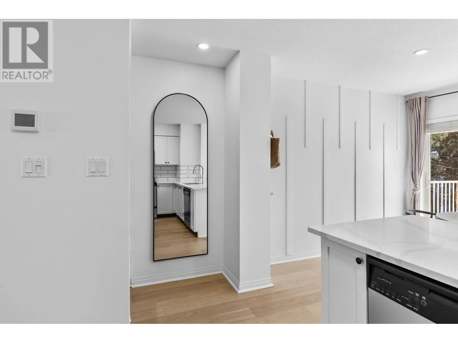 1853 Parkview Crescent Unit# 3