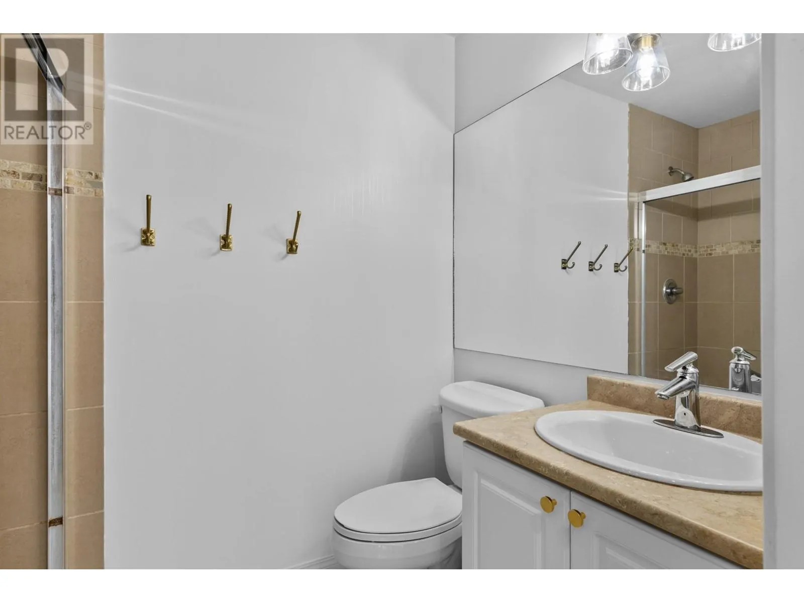 1853 Parkview Crescent Unit# 3