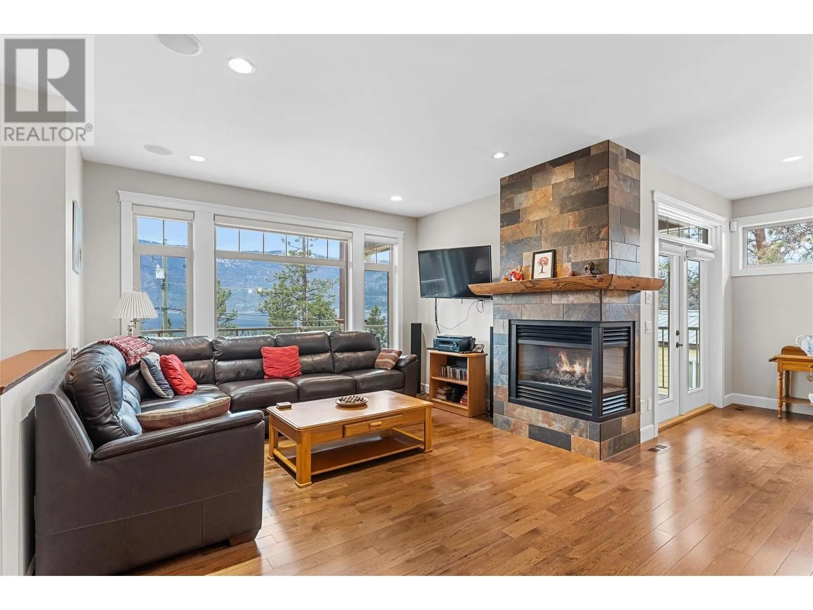 10627 Okanagan Centre Road W