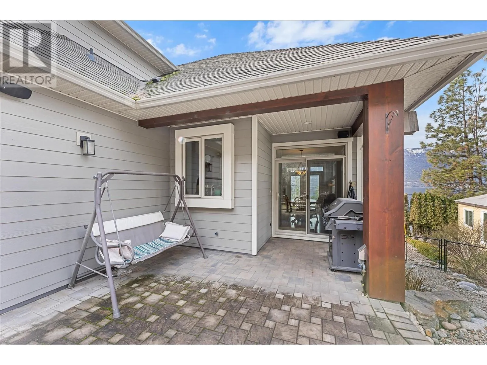 10627 Okanagan Centre Road W