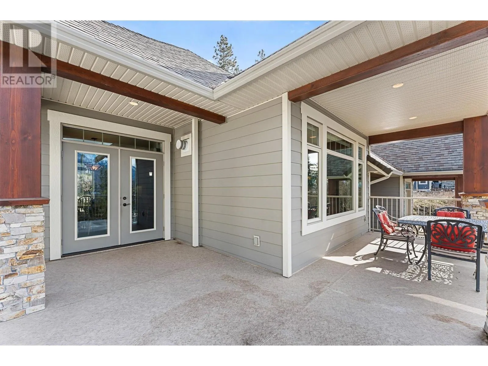 10627 Okanagan Centre Road W