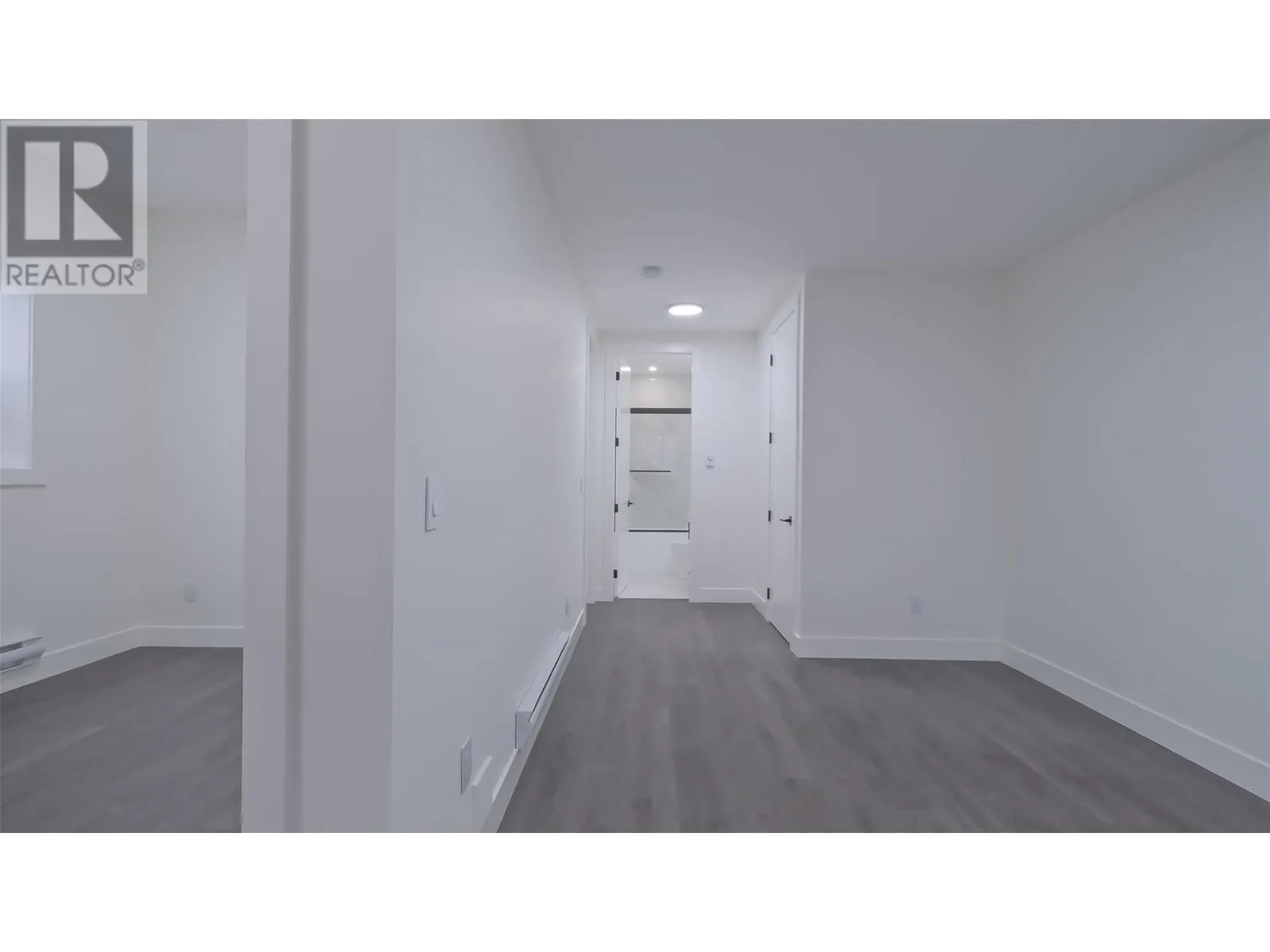 2798 Canyon Crest Drive