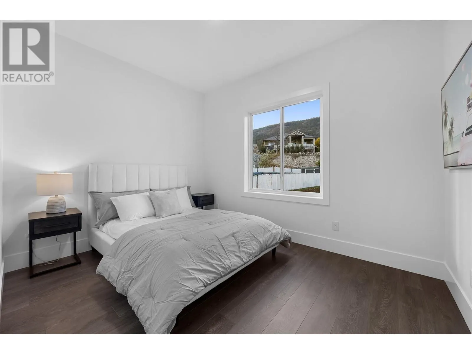 2798 Canyon Crest Drive