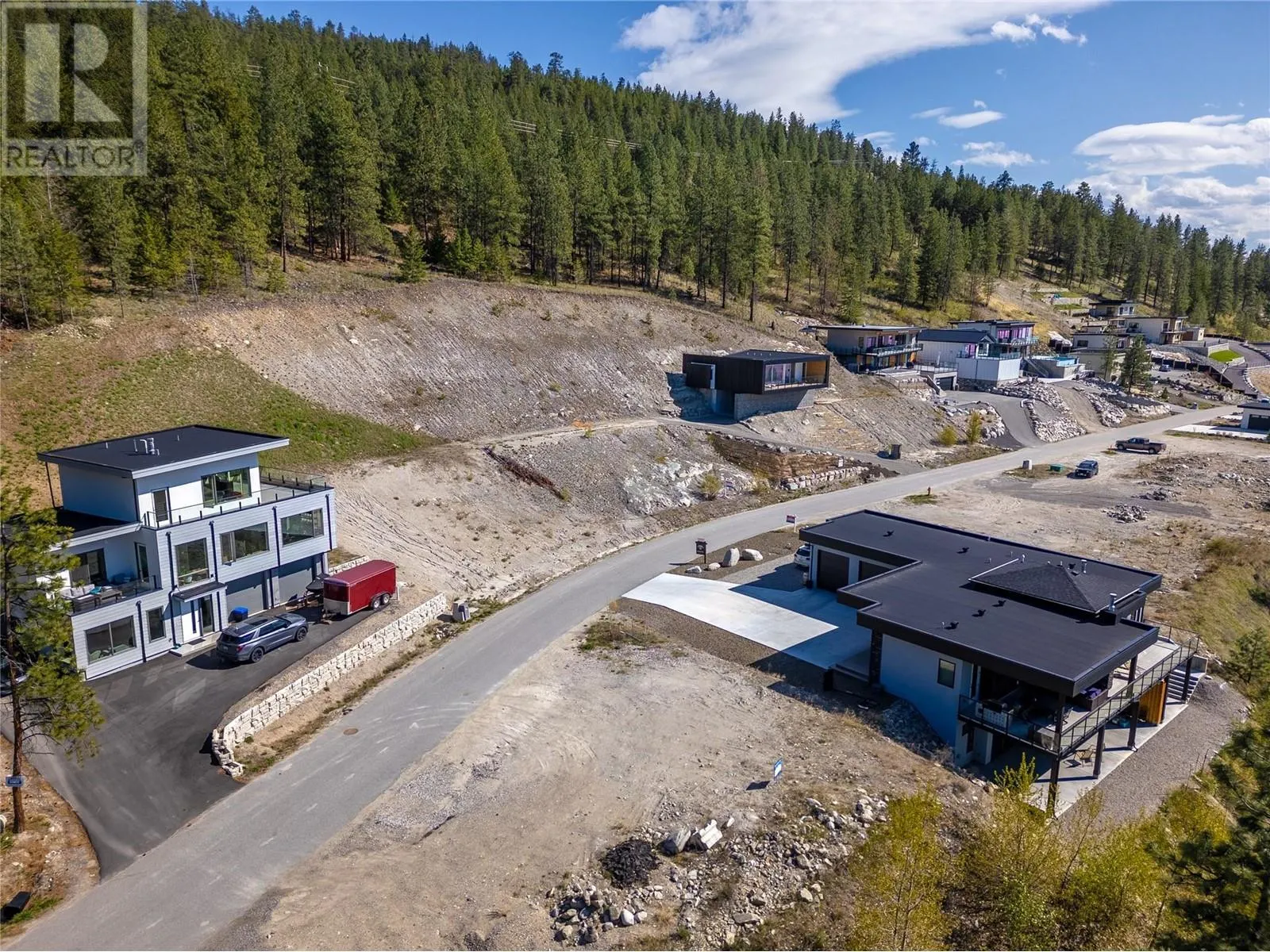 2960 OUTLOOK Way