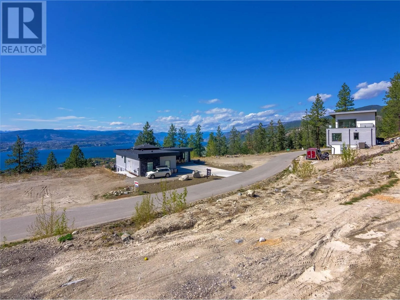 2960 OUTLOOK Way