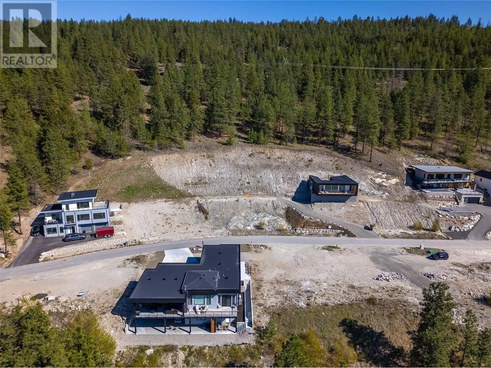 2960 OUTLOOK Way