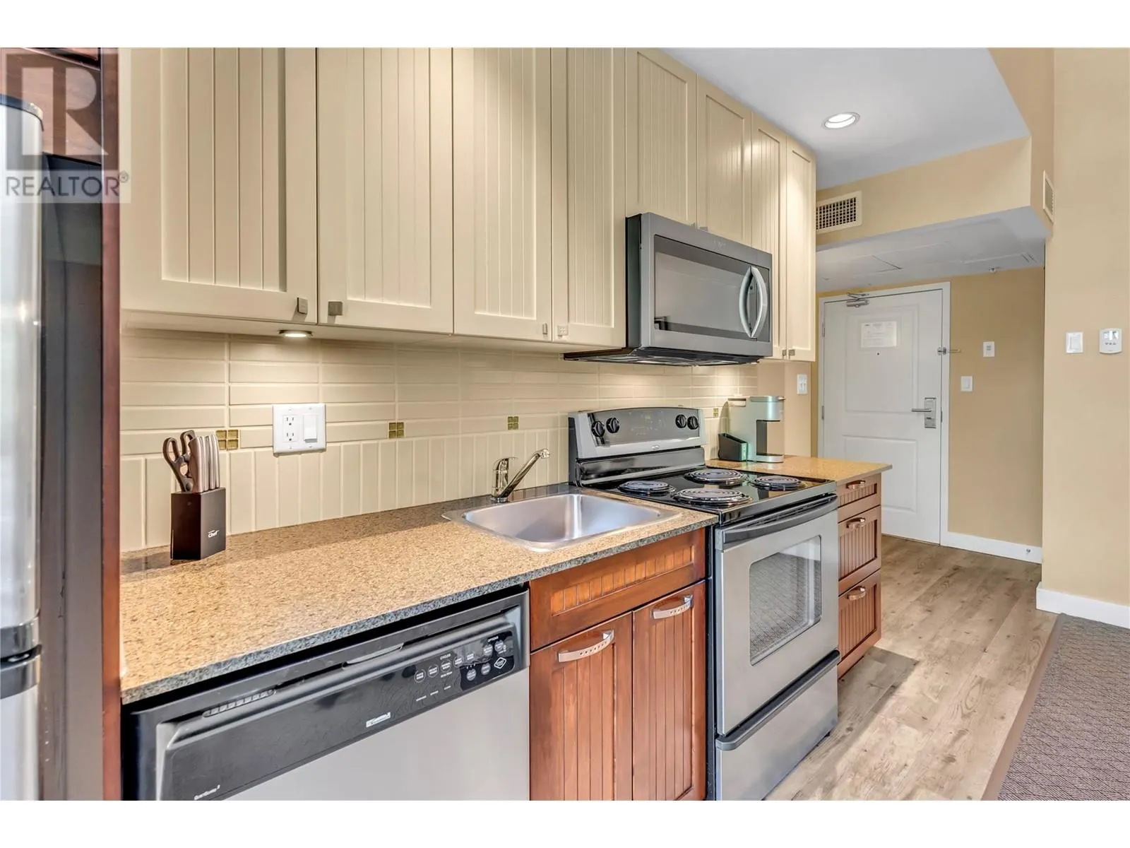 13011 Lakeshore Drive S Unit# 362