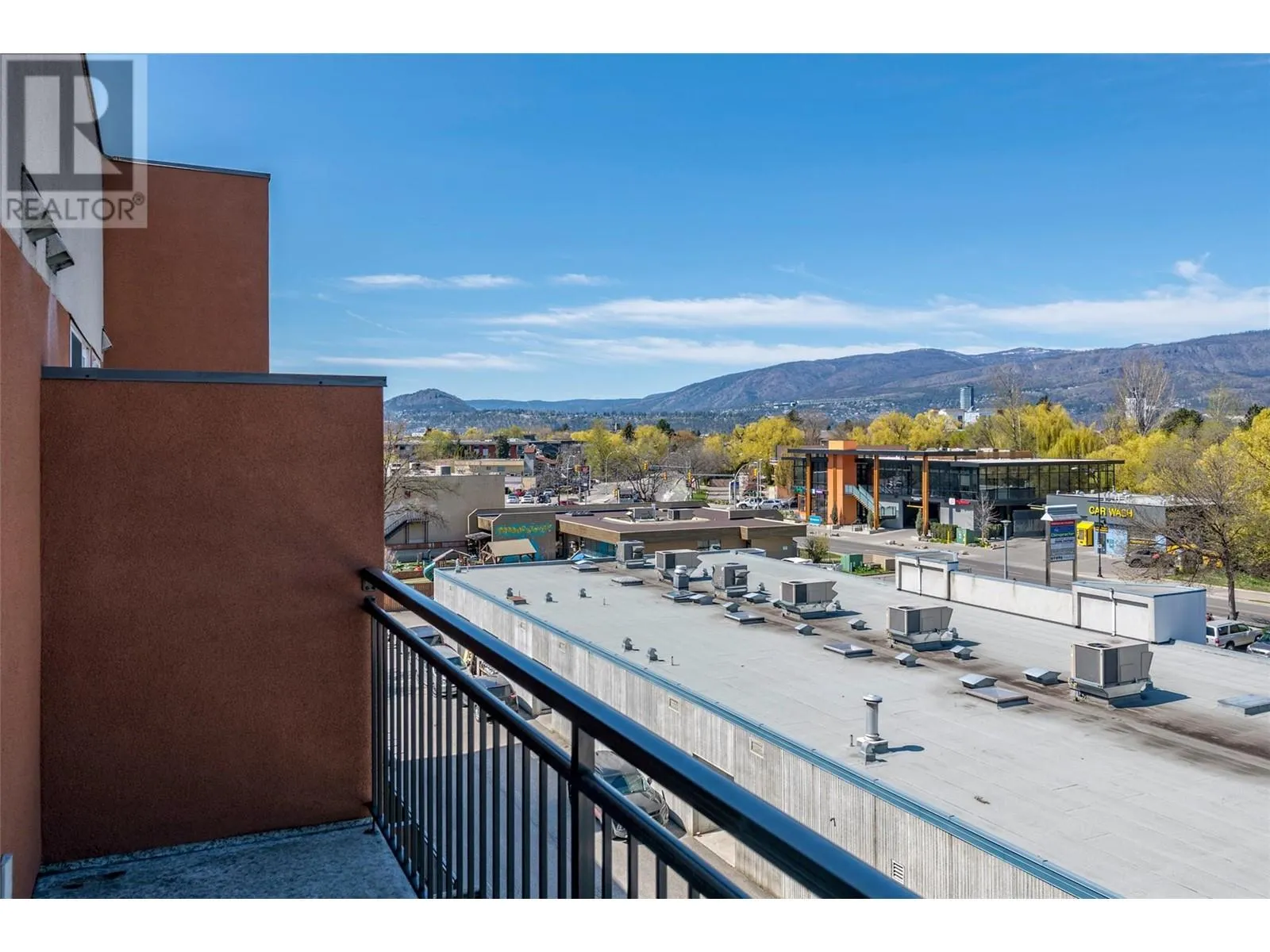 1550 Dickson Avenue Unit# 417