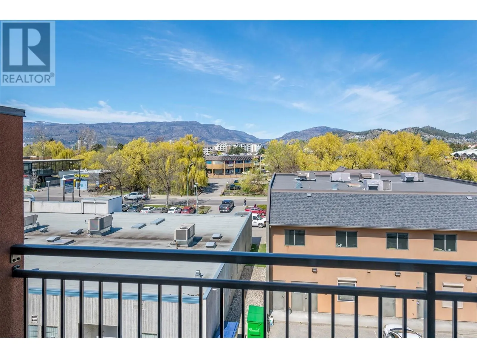 1550 Dickson Avenue Unit# 417