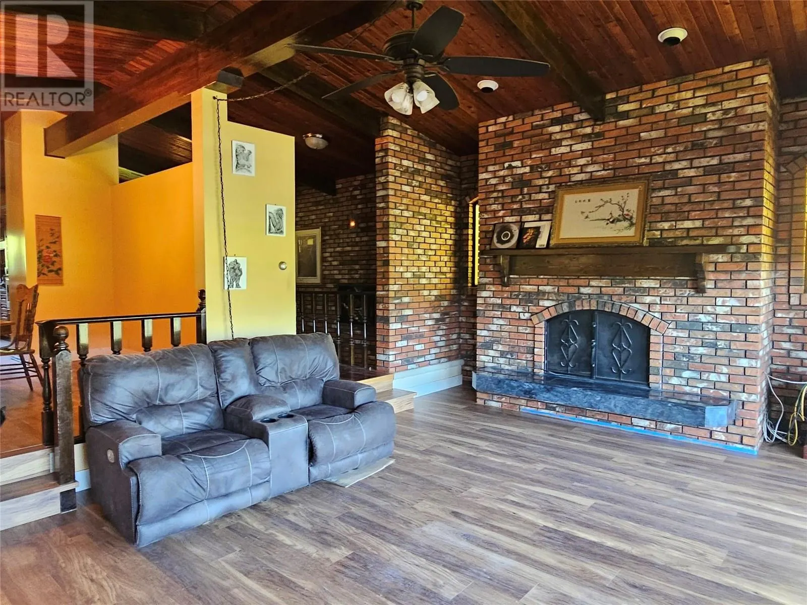 2545 Highway 6 E