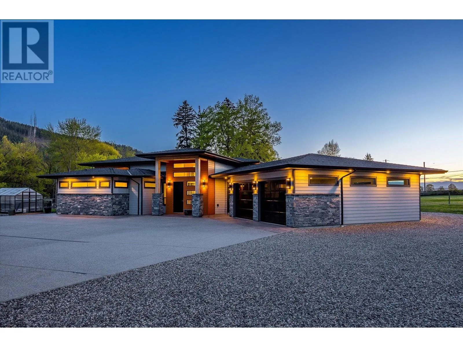 7260 Highway 6
