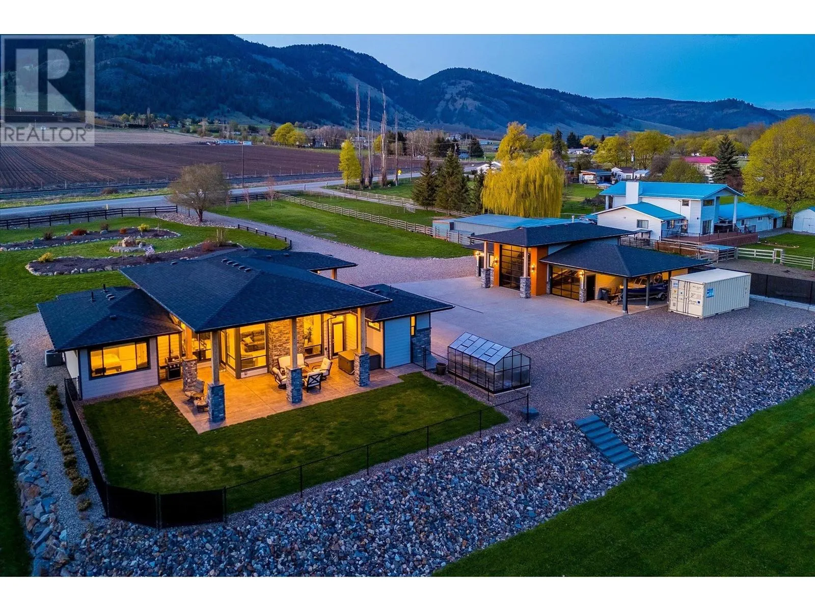 7260 Highway 6