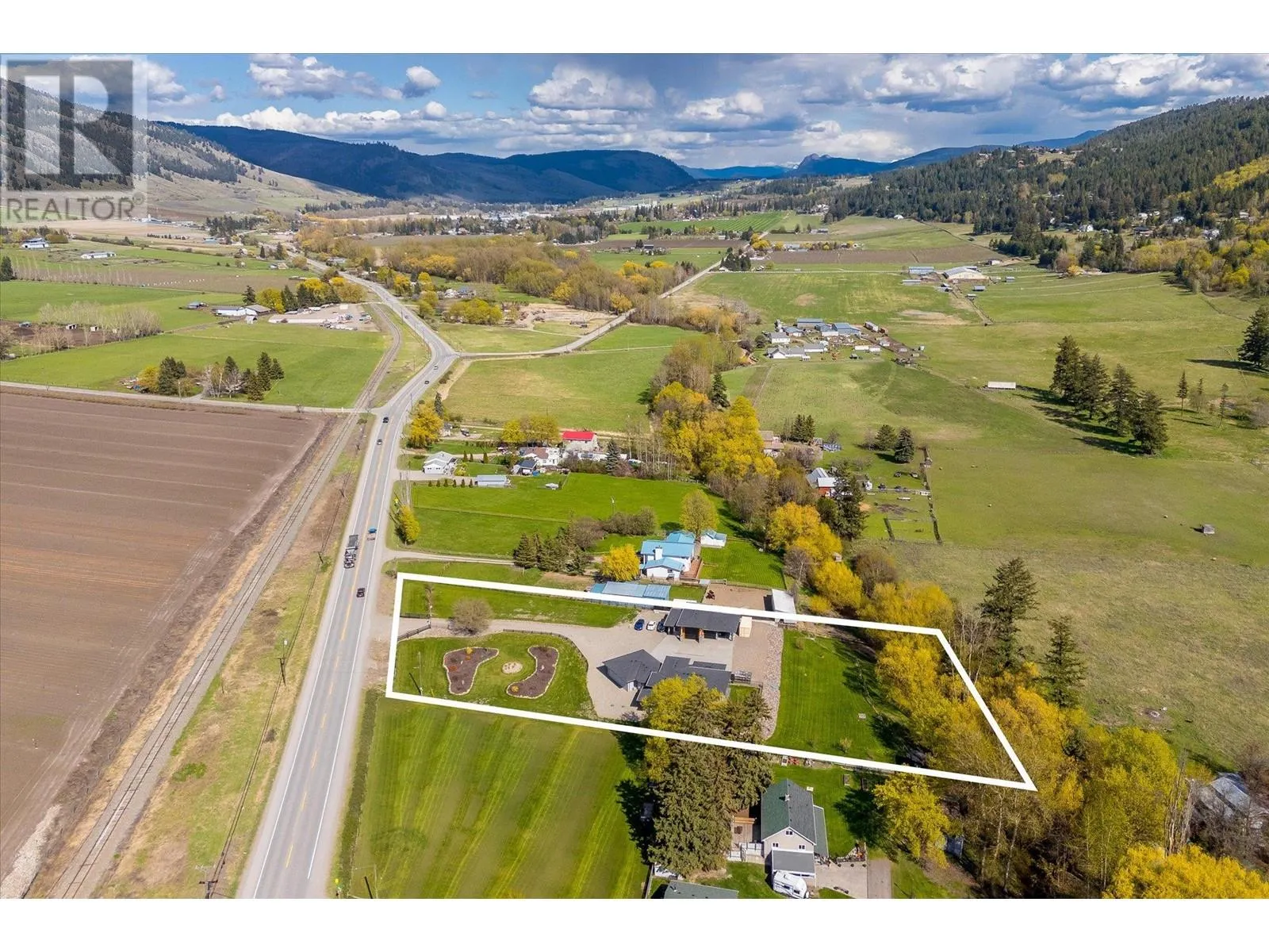 7260 Highway 6