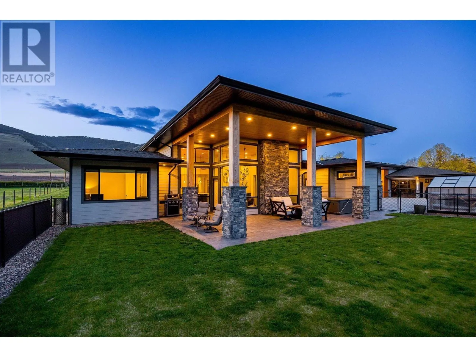 7260 Highway 6