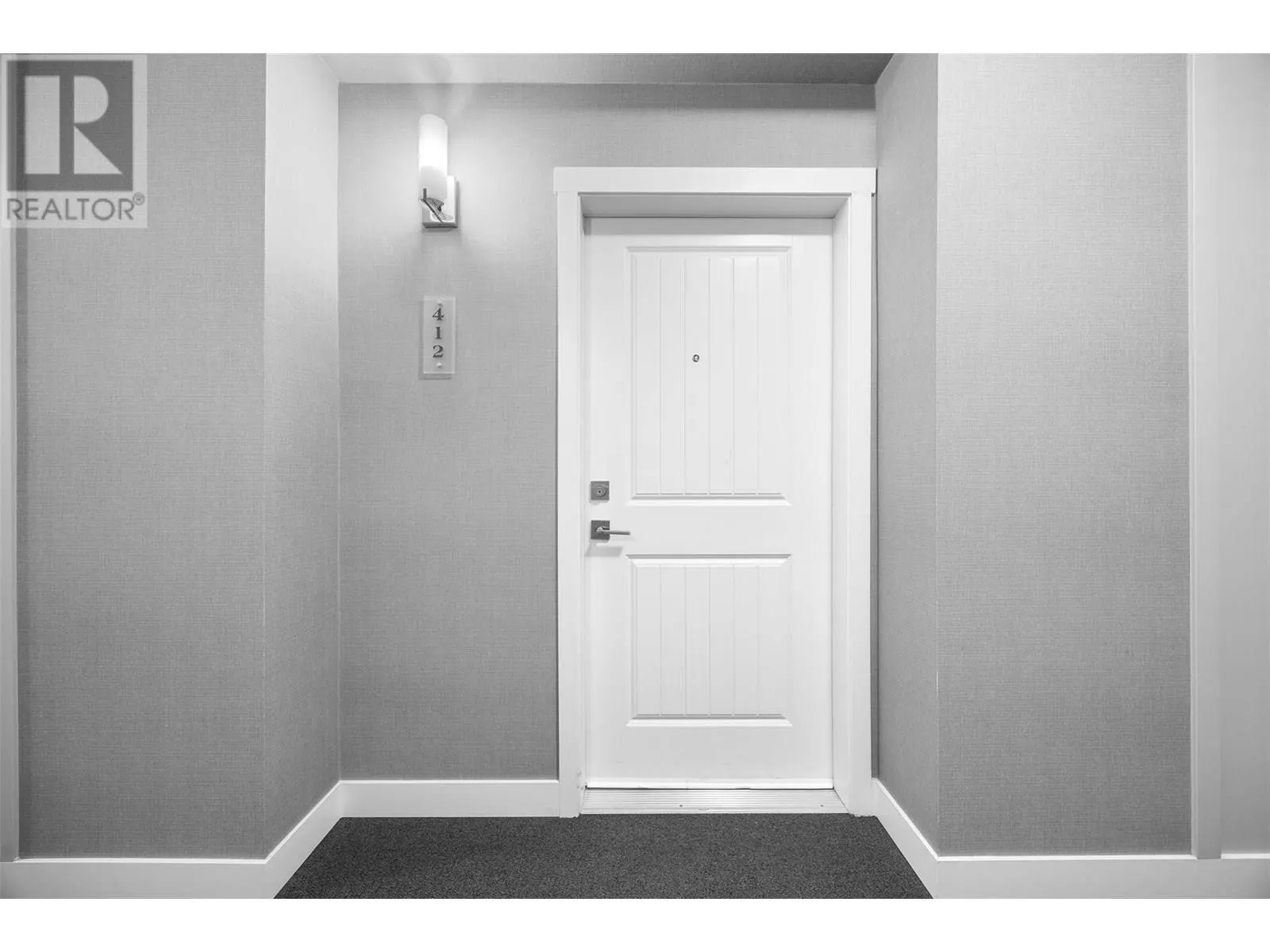 3731 Casorso Road Unit# 412