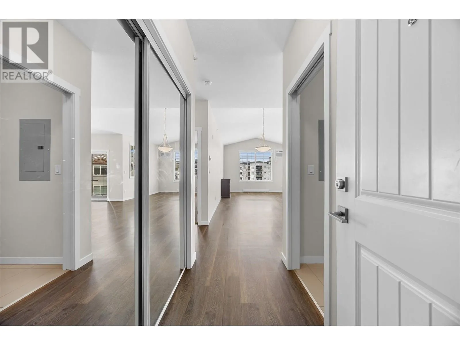 3731 Casorso Road Unit# 412
