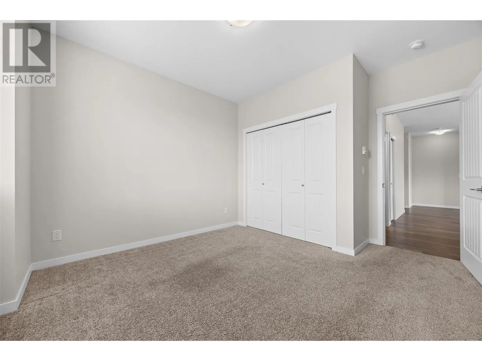 3731 Casorso Road Unit# 412