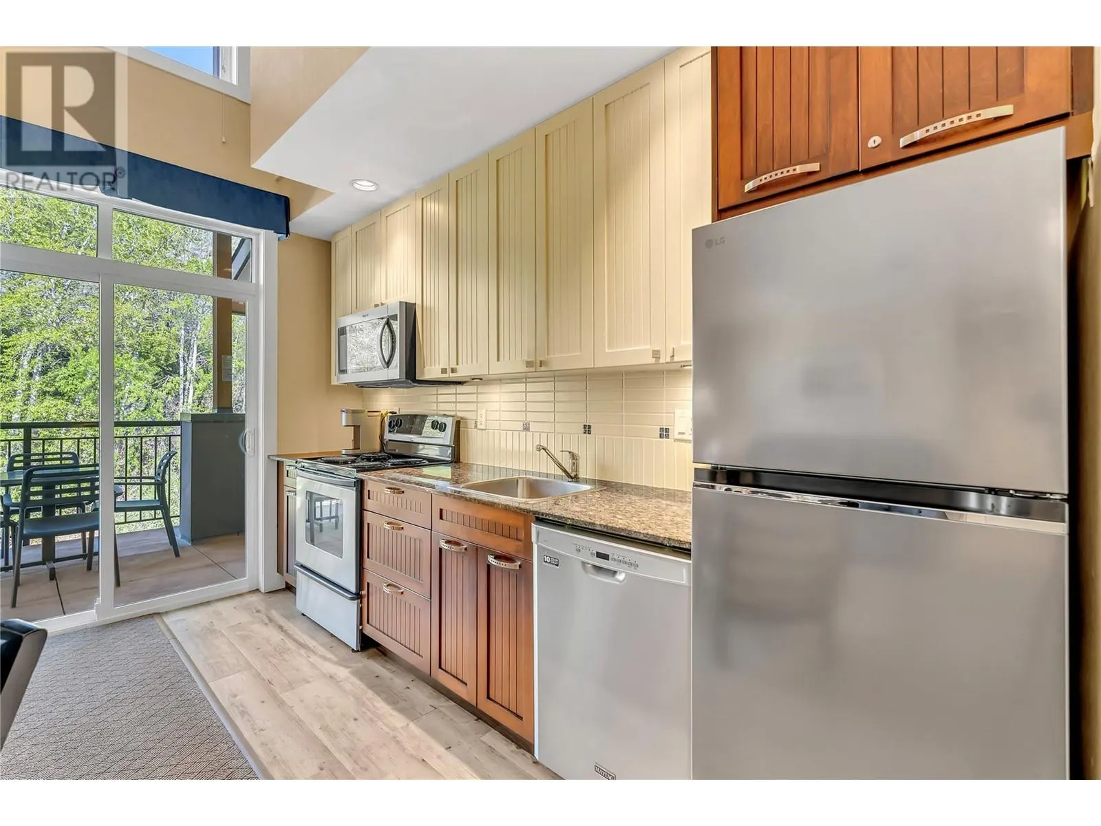 13011 Lakeshore Drive S Unit# 377