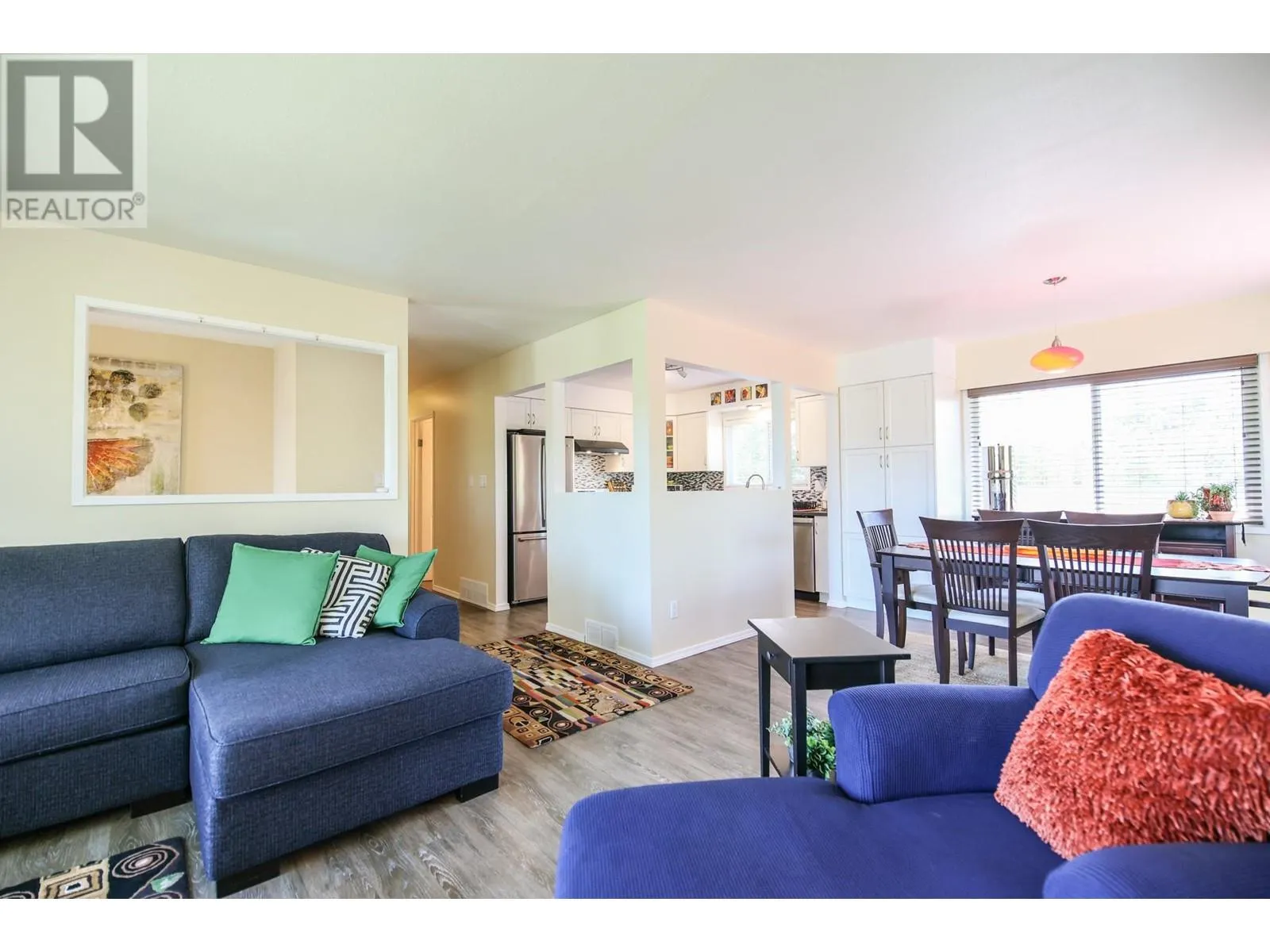 3 Dogwood Place