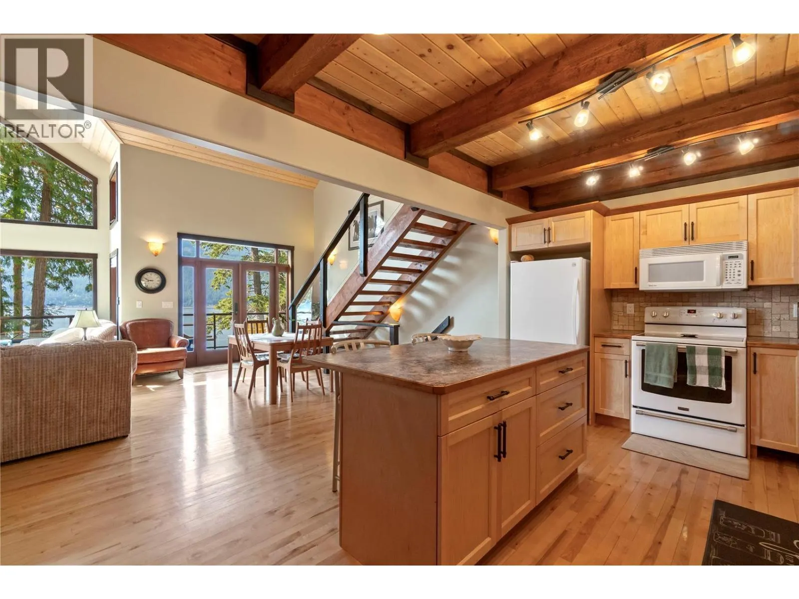6432 Sunnybrae Canoe Point Road Unit# 6