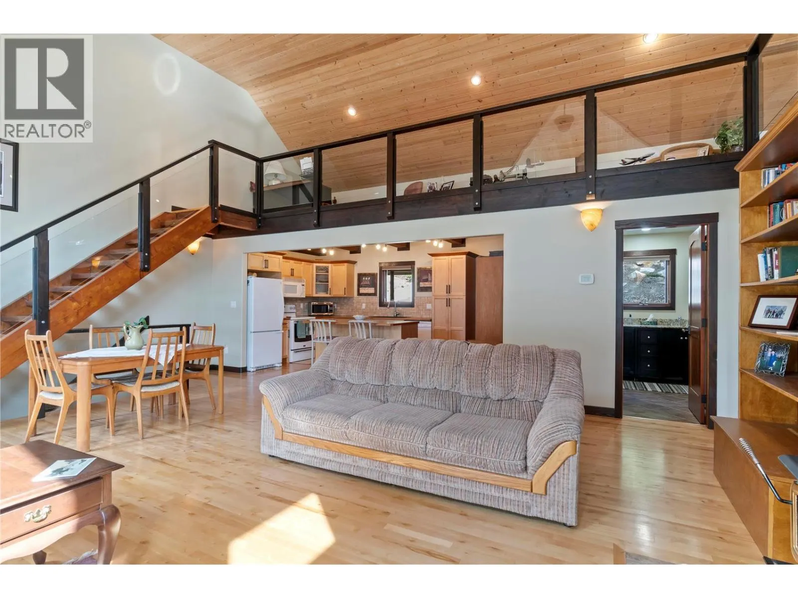 6432 Sunnybrae Canoe Point Road Unit# 6