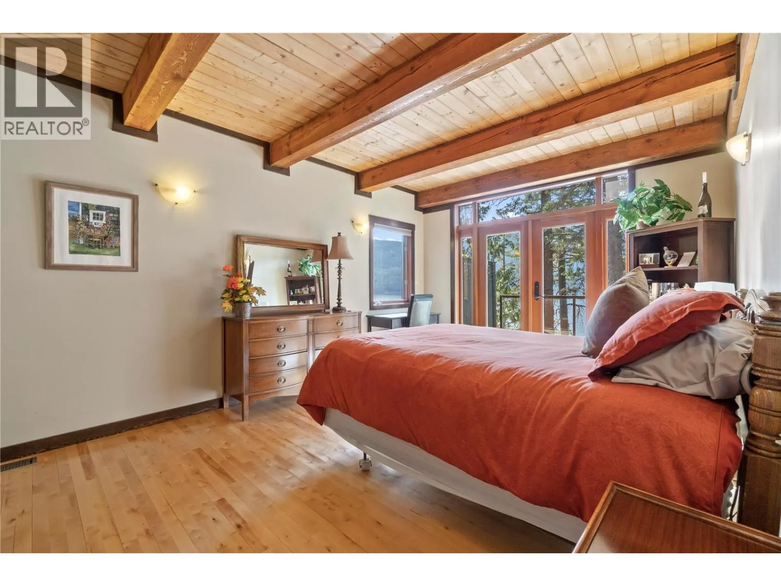 6432 Sunnybrae Canoe Point Road Unit# 6