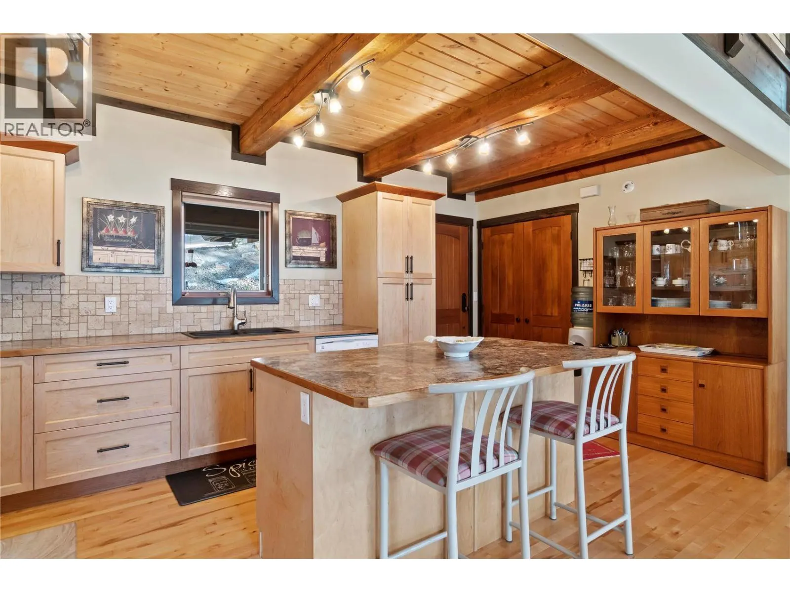 6432 Sunnybrae Canoe Point Road Unit# 6