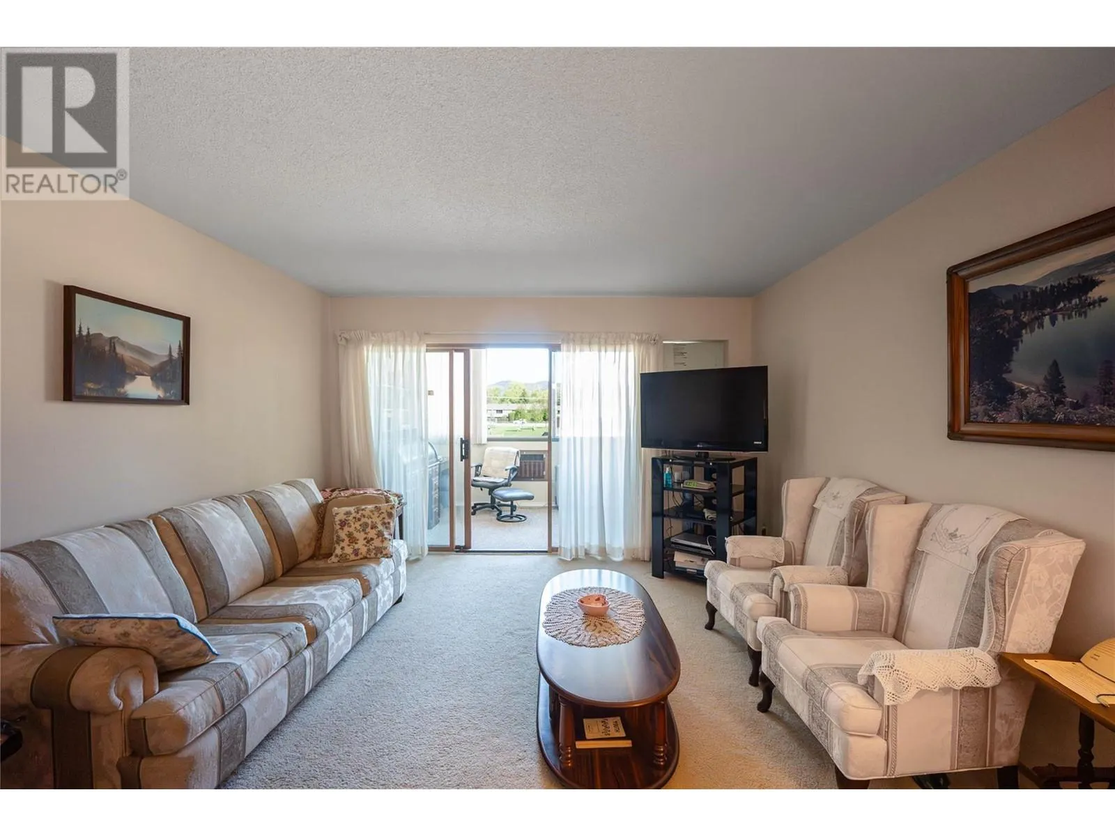 1055 glenwood Avenue Unit# 208