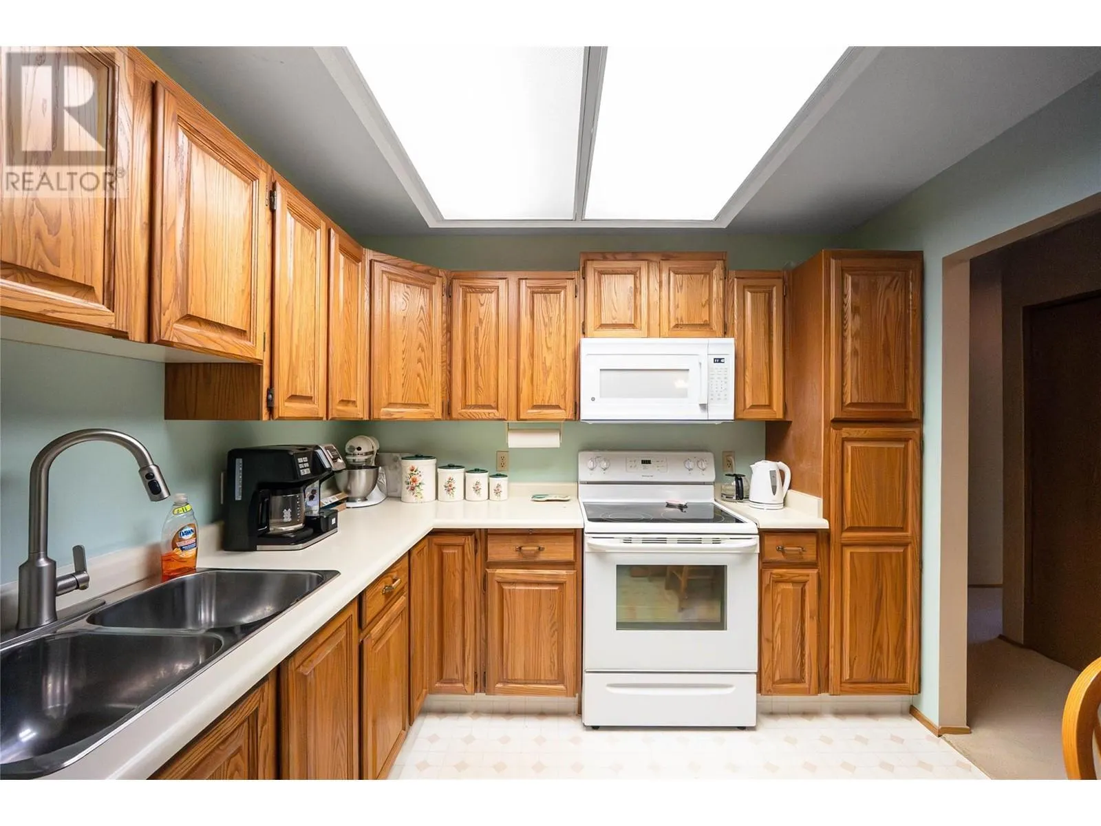 1055 glenwood Avenue Unit# 208