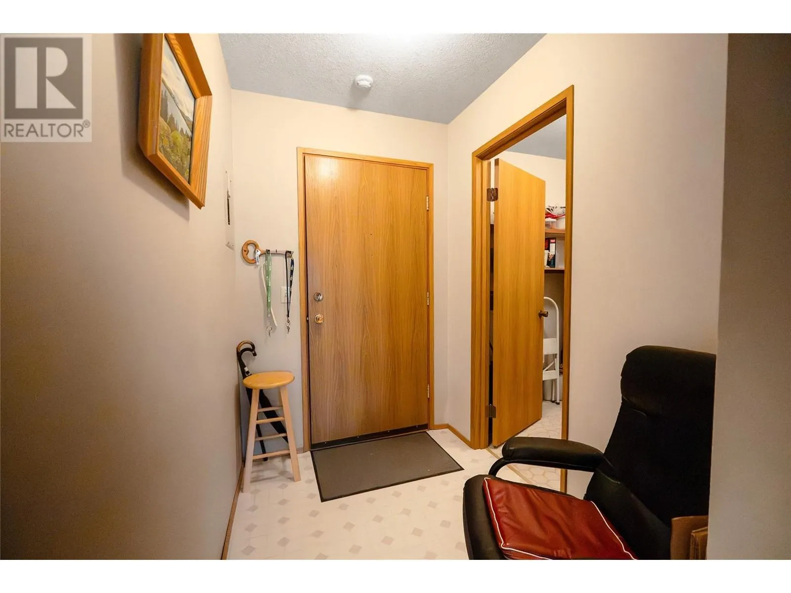 1055 glenwood Avenue Unit# 208