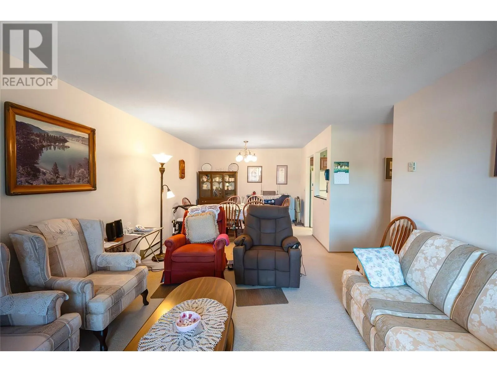 1055 glenwood Avenue Unit# 208