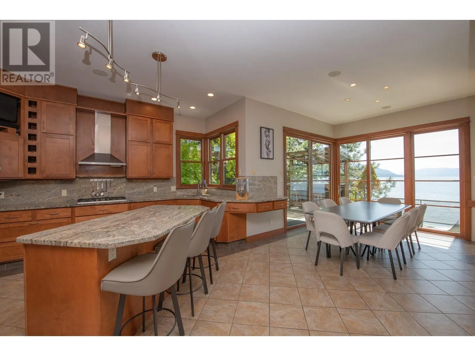 100 Kestrel Place Unit# 12