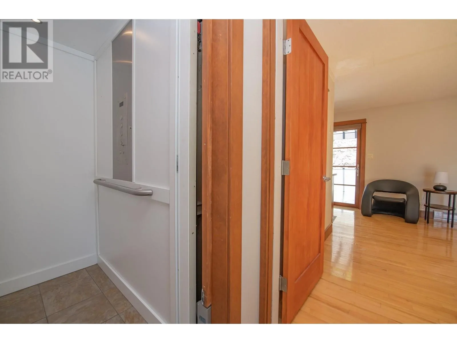 100 Kestrel Place Unit# 12