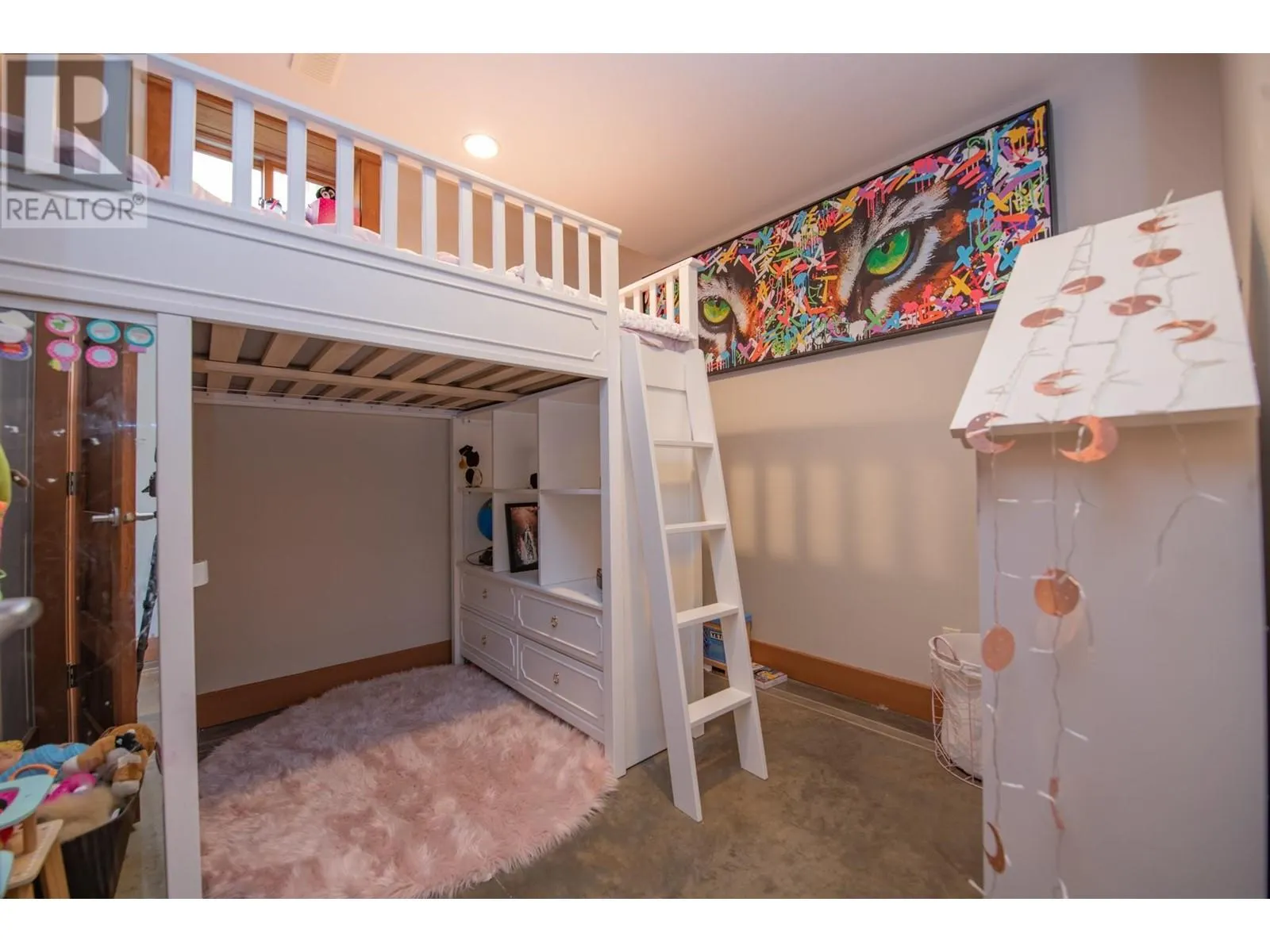 100 Kestrel Place Unit# 12