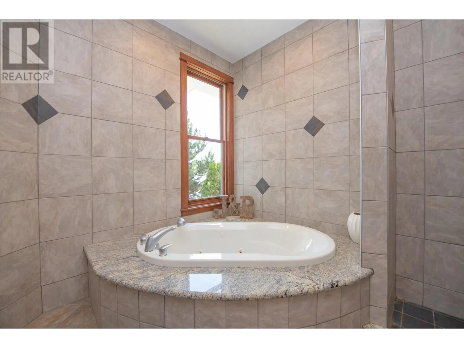 100 Kestrel Place Unit# 12