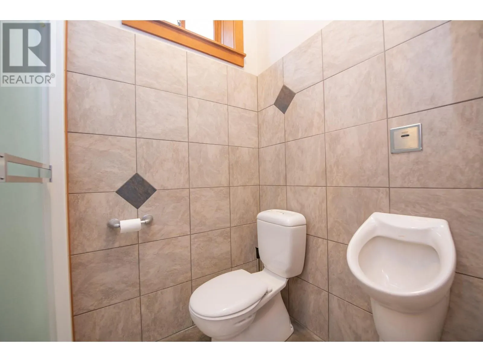 100 Kestrel Place Unit# 12