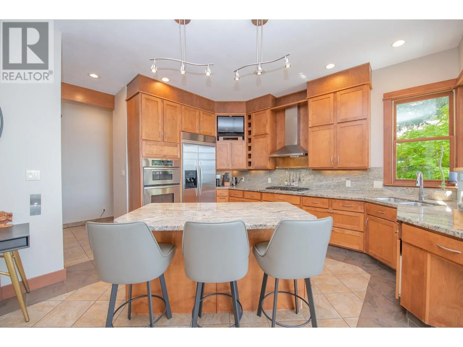 100 Kestrel Place Unit# 12