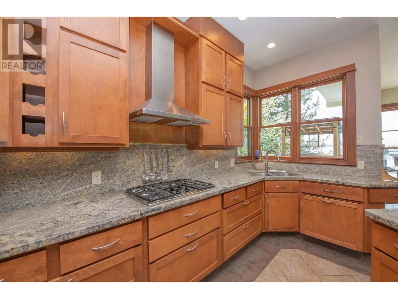 100 Kestrel Place Unit# 12