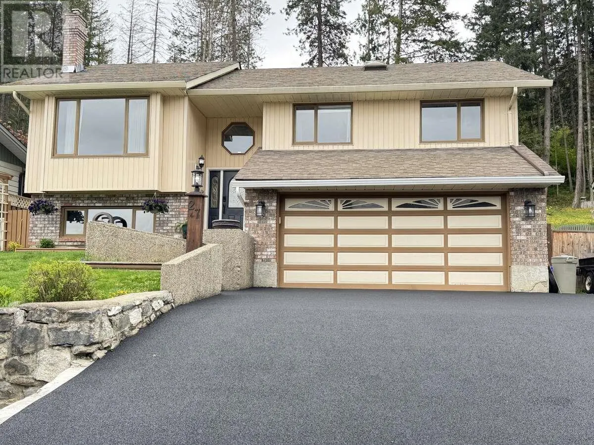 27 Preston Crescent